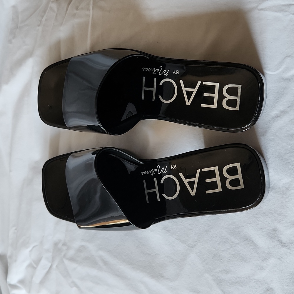 Beach By Matisse Patent Slip On Sandals - Picture 4 of 12